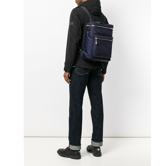 Image 2 of バーバリーバックパック 4064914D-NV Zip-top Leather Trim Showerproof backpack