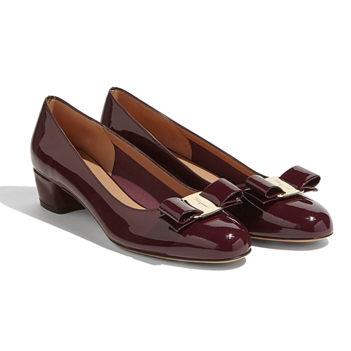 フェラガモレディースVARA1シリーズパテントレザーボウチャンキーヒール 0695370 NAPLAK CALF BURGUNDY