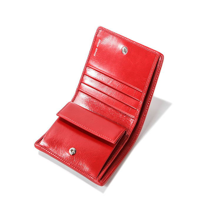 Image 3 of ミュウミュウ 二つ折り財布 シャイニーキルティングレザー ミニ ウォレット