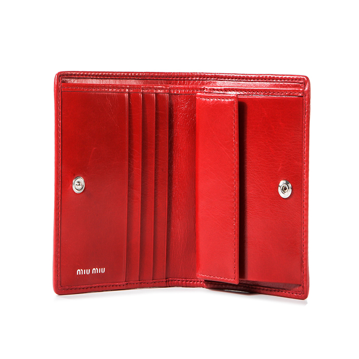 Image 6 of ミュウミュウ 二つ折り財布 シャイニーキルティングレザー ミニ ウォレット