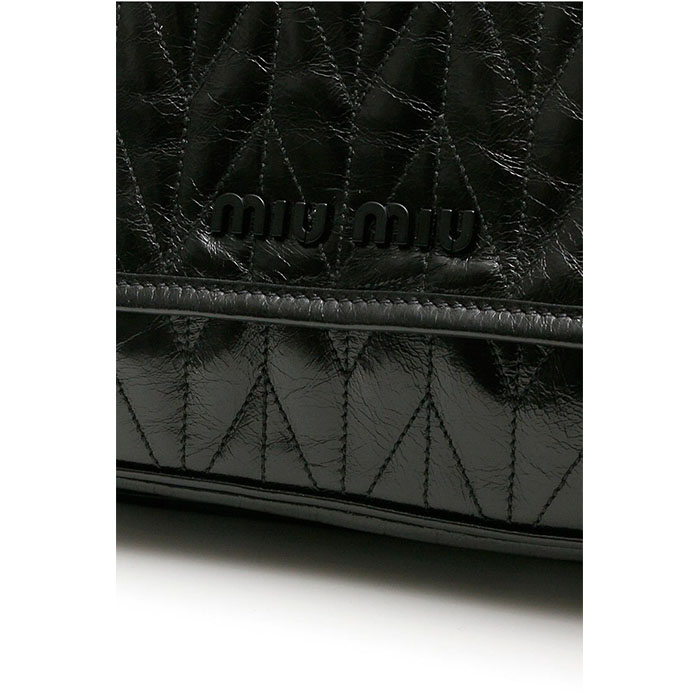 Image 4 of ミュウミュウキルティングモチーフピカピカレザーショルダーバッグ 5BD160 2D6C NERO