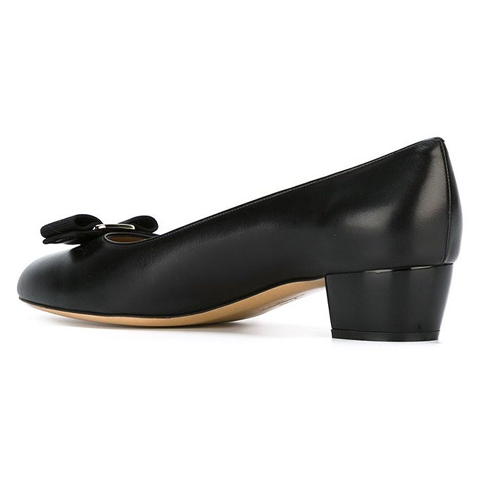 Image 4 of フェラガモレディシューズ 0574571 CALF NERO VARA Mattress Classic Shoes