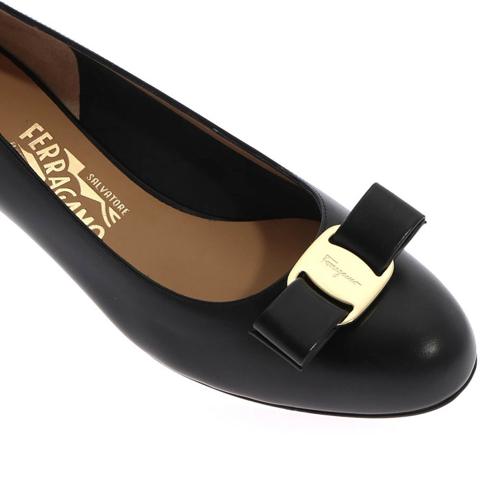 Image 4 of フェラガモレディシューズ 0575970 CALF NERO BOW PUMPS BLACK