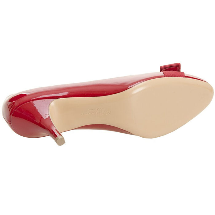 Image 3 of フェラガモレディシューズ 0584309 PATENT-CALF ROSO Mid Heel Pumps in Rosso/Gold