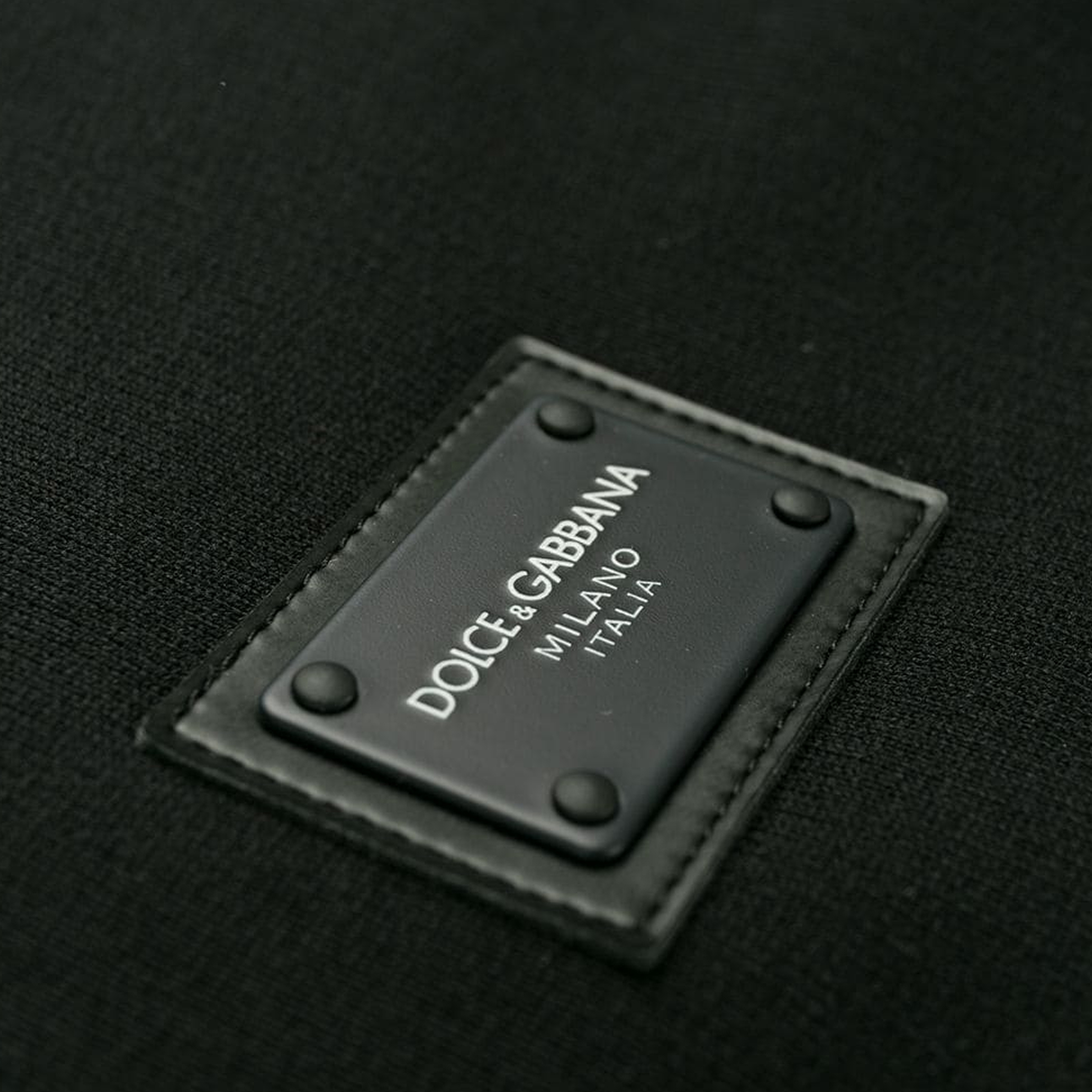 Image 6 of ドルチェ＆ガッバーナメンズ 黒 ロゴプラーク付きコットンスウェットシャツ G9PD3T FU7DU N0000